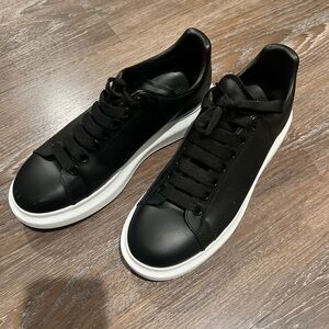 Alexander McQueen Black/White Oversized Sneakers Size 10 No Box